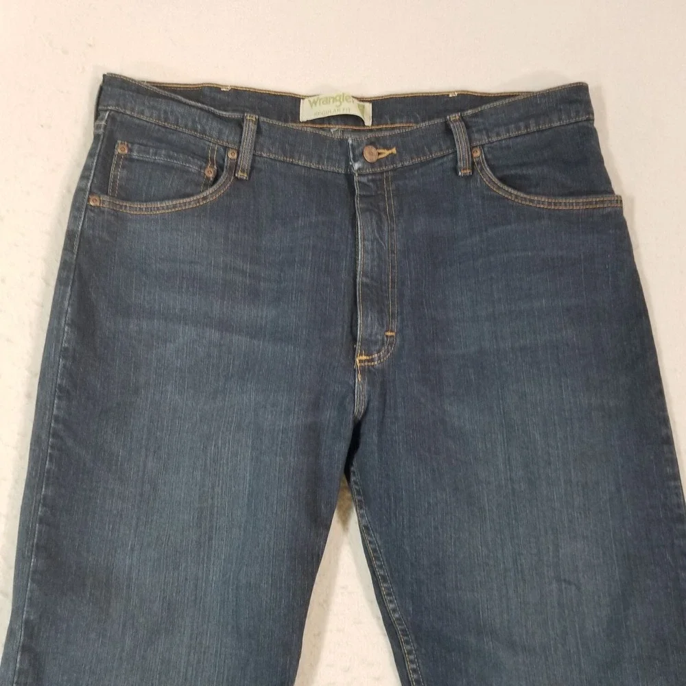 Wrangler jeans men's 38x30 regular fit flex denim pants dark wash